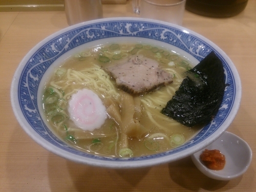 「中華そば」@中華そば 青葉 池袋サンシャイン店の写真