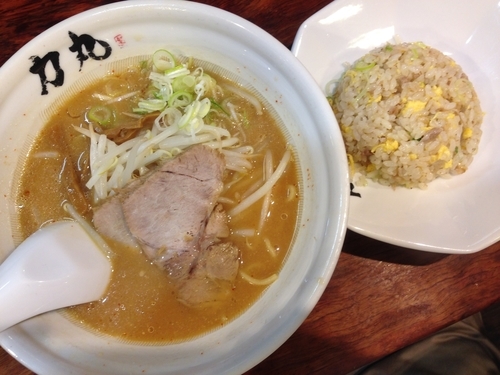 「力丸みそラーメン　￥７００　+　チャーハンセット　￥１９０」@ラーメン力丸の写真