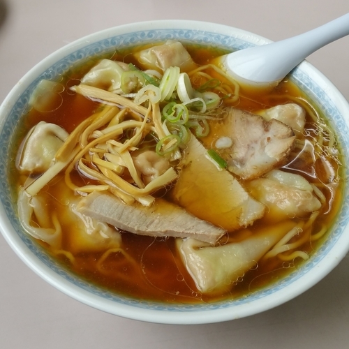 「ワンタンメン(９８０円)」@浅草軒の写真