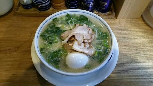 「バラそば780円、塩味玉120円」@玉 バラそば屋 中野店の写真