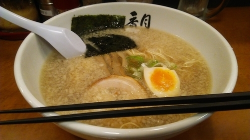 「醤油らーめん 850円」@らーめん香月 六本木店の写真