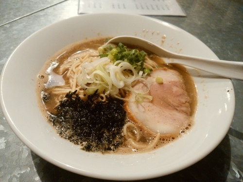 「塩らぁめん(並盛・150g)780円」@らぁめん家 有坂の写真