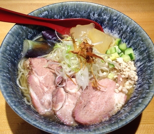 「【限定】　平戸産片口鰯冷やし麺　900円　大盛り100円」@焼きあご塩らー麺 たかはし 新宿本店の写真