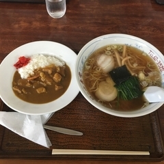 日の出食堂の画像