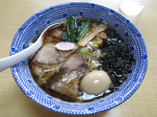 「煮干し中華そば＋味付たまご：700円＋50円」@かみの屋の写真