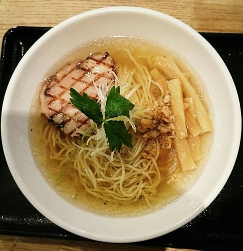 「らーめん（塩）750円」@麺屋 ふぅふぅ亭の写真