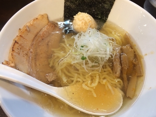 「帆立塩らー麺」@麺や 龍世の写真