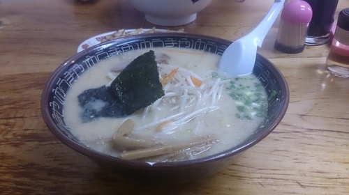 「白みそらーめん700円+大盛り220円」@らーめん ゆうきや 総本店の写真