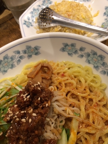 「冷やし担々麺+肉チャーハン(ミニ)」@塩らーめん しお丸の写真