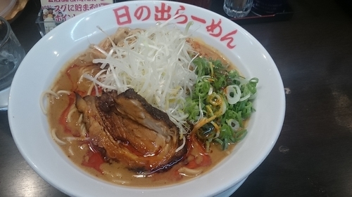 「濃厚担々麺・辛味増し」@日の出らーめん 横浜桜木町本店の写真