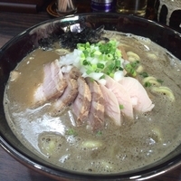 濃縮煮干し醤油＋チャーシュー