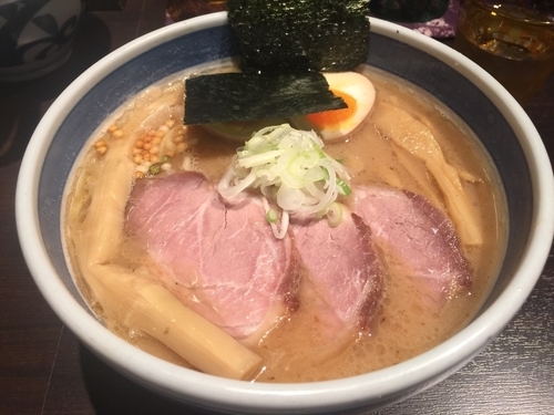 「特製濃厚らー麺大盛」@九段 斑鳩 市ヶ谷本店の写真
