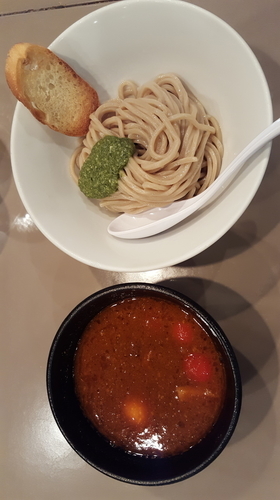 「海老トマトつけ麺　少な目　味玉付き」@つけ麺 五ノ神製作所の写真