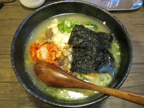 「牛そば-しお-」@牛そば屋の写真