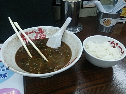 「らーめん750円」@なんつッ亭 秦野本店の写真