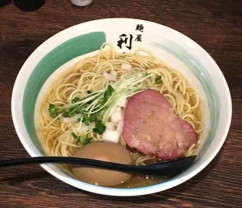 「超高級いりこあごそば料亭の味【限定】」@自家製麺 麺屋 利八の写真