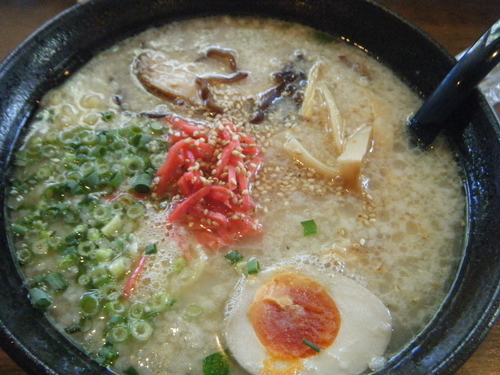「とんこつラーメン650円」@なんこ家の写真