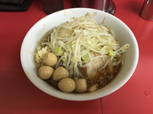 「小ラーメン＋うずら」@ラーメン二郎 茨城守谷店の写真