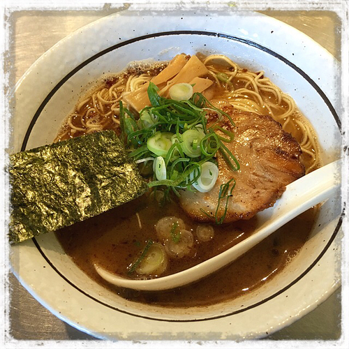 「豚濁和出汁そば」@BASSANOVAの写真