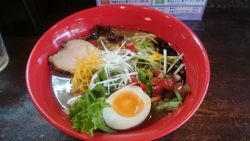 「豊潤鶏そば、大盛り、醤油」@鶏そば 凜の写真