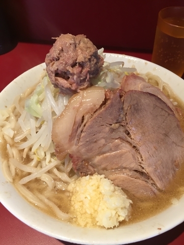 「小 麺少なめ 野菜少なめ ニンニク カラメ」@ラーメン二郎 荻窪店の写真