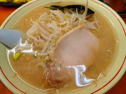 「中華そば 麺硬め＋油多目」@ホープ軒本舗 大塚店の写真