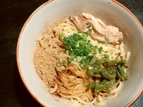 「魚介まぜそば」@麺酒房サスケ 飯田橋店の写真