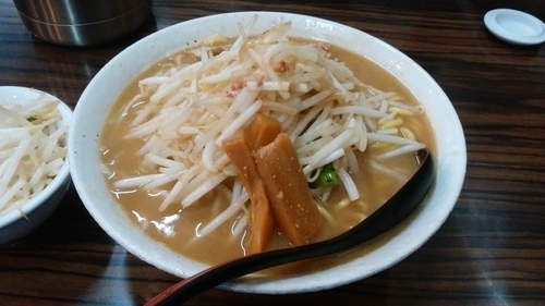 「味噌ラーメン　特盛　ヤサイ大盛」@味噌麺処 花道庵の写真