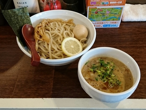 「肉汁鰹つけめん+味玉」@麺 虎テツ 聖跡桜ヶ丘店の写真