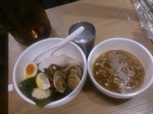 「鶏と蛤の濃厚つけ麺」@むぎとオリーブ さいたま新都心店の写真