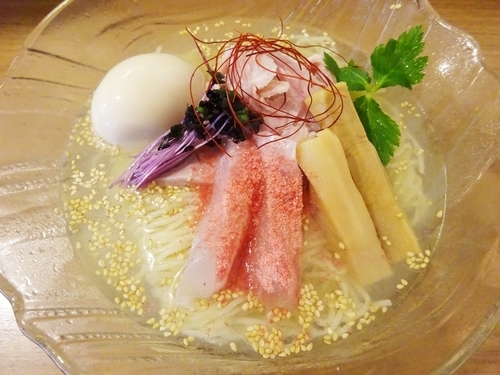 「冷やし鯛塩そば　　お好きな1杯無料券利用」@鯛塩そば 灯花 本店の写真