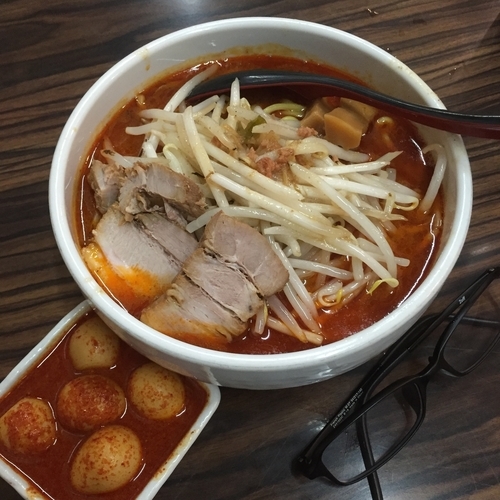 「辛味噌ラーメン＋チンピラ玉子」@味噌麺処 花道庵の写真