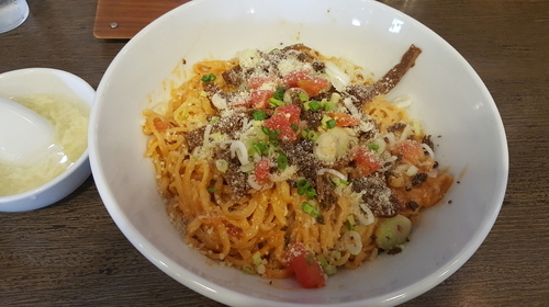 「トマトチーズ和えそば(大盛) ￥972」@ラーメン珍珍珍 新座店の写真