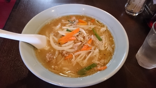 「味噌ラーメン750円」@えちご家の写真