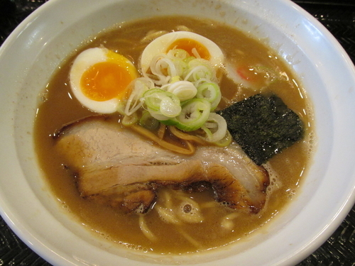 「中華そば（半熟玉子付き）　「750円」」@GOODMENの写真