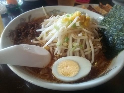 「雷らーめん(辛さ中）」@古民家 やま小屋らーめんの写真