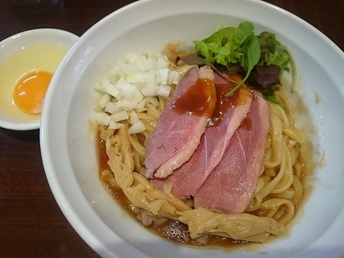 「【期間限定】鴨まぜそば￥850＋奥久慈卵￥50＋追い飯￥50」@中華そば田家 ふくふくの写真