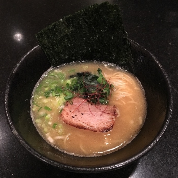 地鶏ガラ醤油らーめん