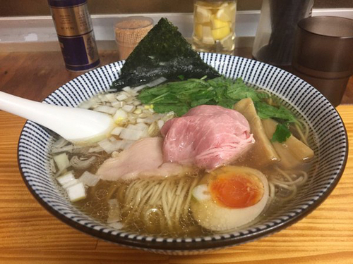 「煮干そば 白醤油」@中華そば よしかわの写真