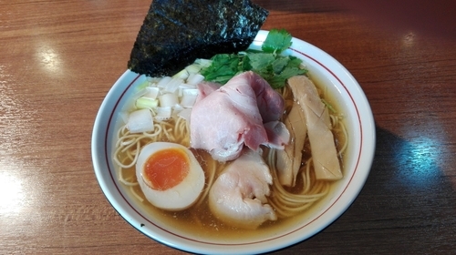 「煮干そば・白醤油」@寿製麺よしかわ 川越店の写真