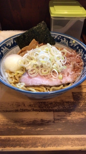 「油そば温玉のせ」@兎に角 松戸店の写真