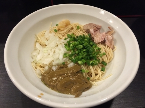 「牡蠣和え玉」@灰汁中華 丿貫 福富町本店の写真