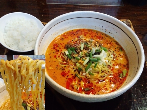 「タンタン麺麺固め830円+チビライス無料」@麺工房 あかつきの写真