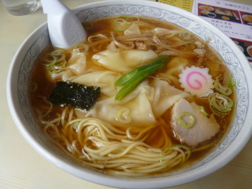 「ワンタンメン」@清水屋 南光台店の写真