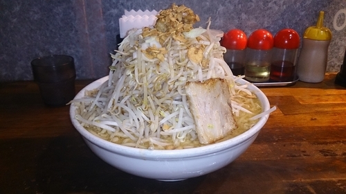 「味噌ラーメン850円+爆盛り100円」@どてちんIIの写真