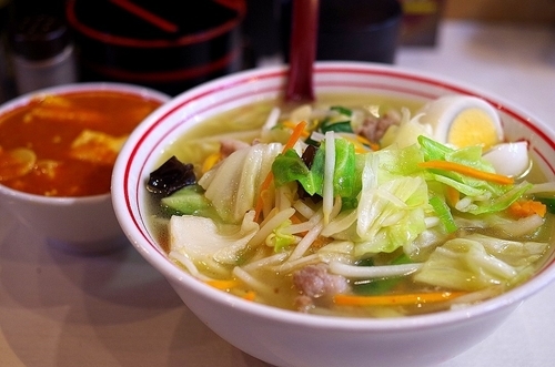 「塩タンメン+麻婆豆腐単品130円+クーポンスラタマ」@蒙古タンメン 中本 町田店の写真