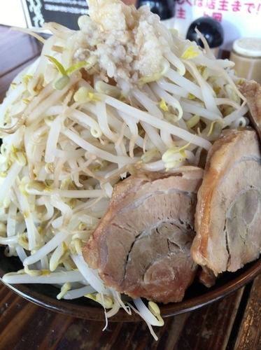 「ラーメン（小）＋ 豚」@麺や豚髭の写真