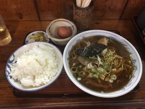 「ラーメン＋半ライス」@おおもり食堂の写真