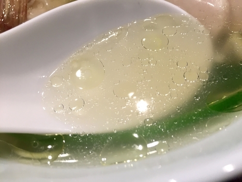 「Sora 鶏旨味塩そば」@ラーメンクワトロの写真