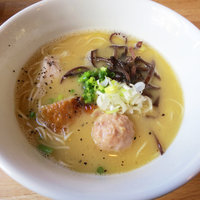 博多水炊きらーめん